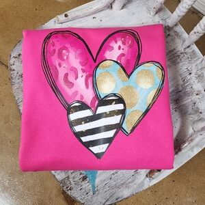 New Gildan Oh My 🩷 Crewneck Sweatshirt